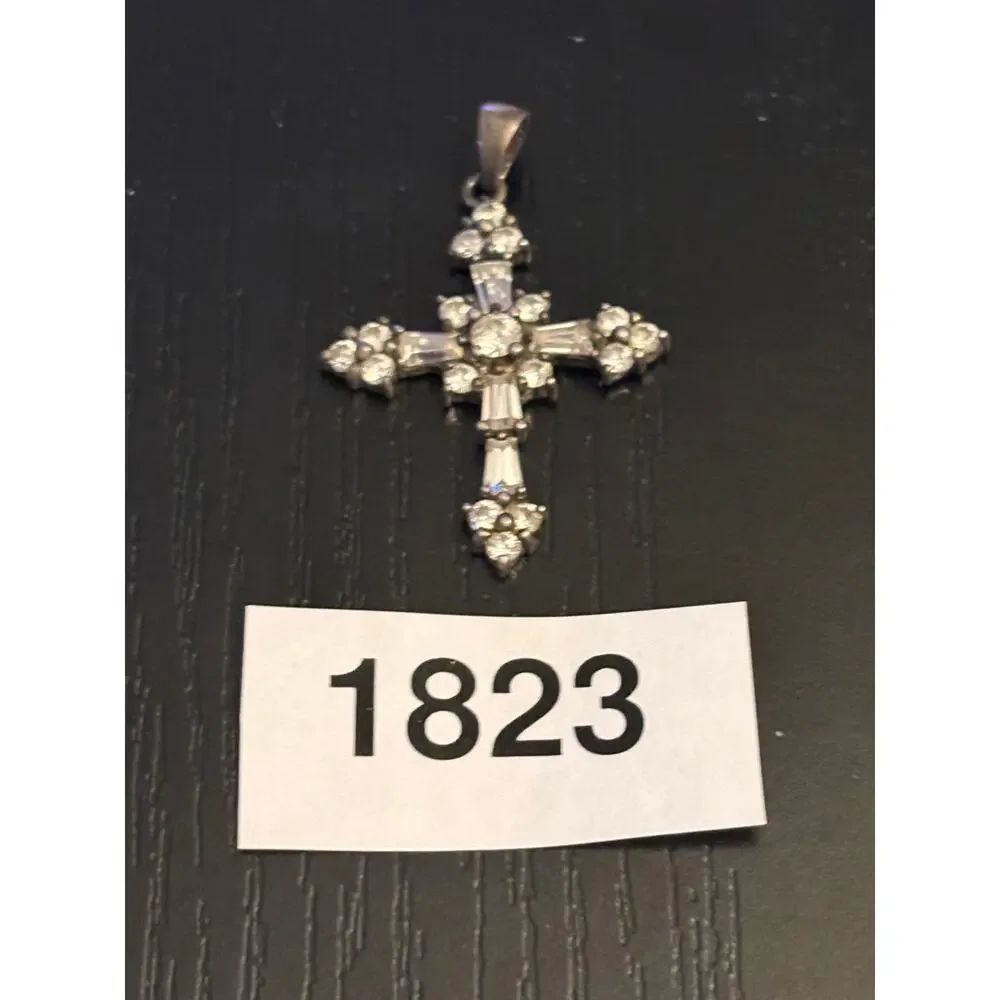 Vintage Rhinestone Cross Pendant Silver Tone Baguette